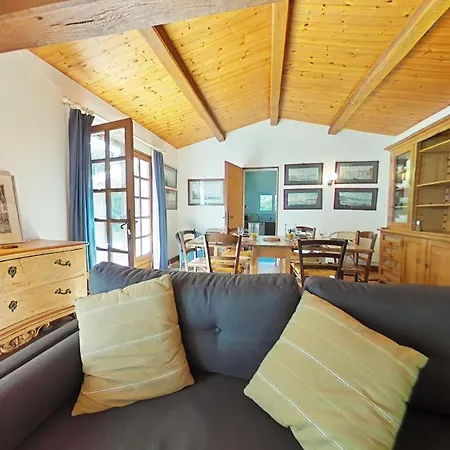 Ep000-01b 5 Pieces - 8 Couchages Villa